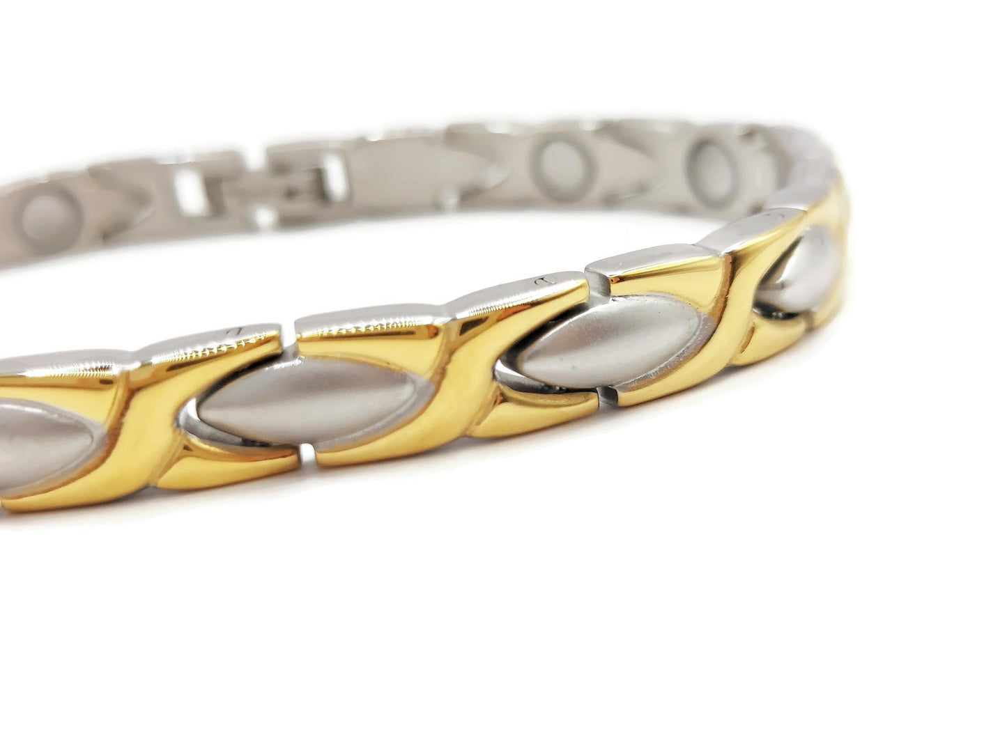 Elegant Women's Biomagnetic Braided Bracelet with silver/gold In Stainless Steel Steelstyle33