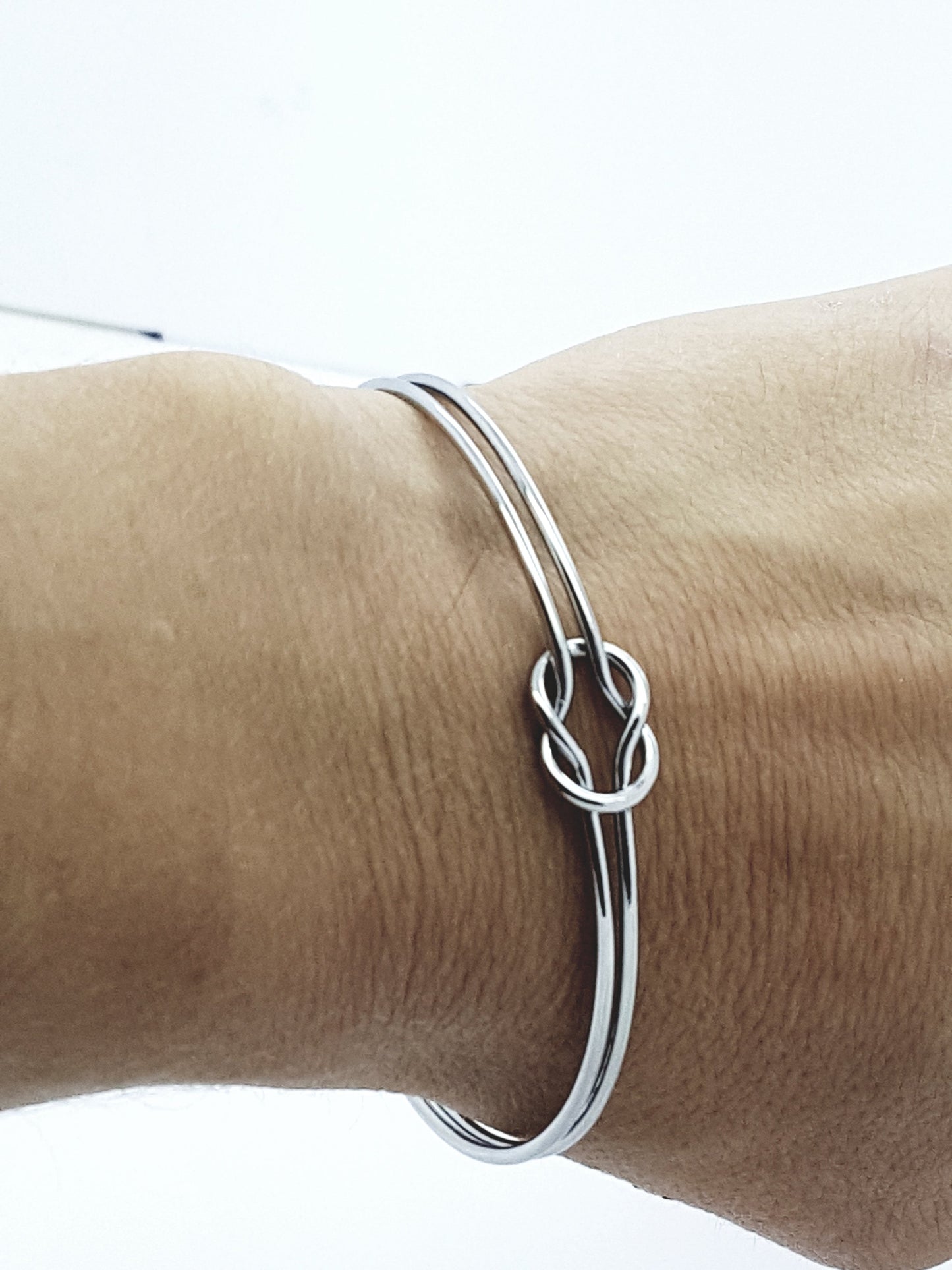 LADIE'S INFINITE OPEN SILVER BANGLE STAINLESS STEEL BRACELET steelstyle33