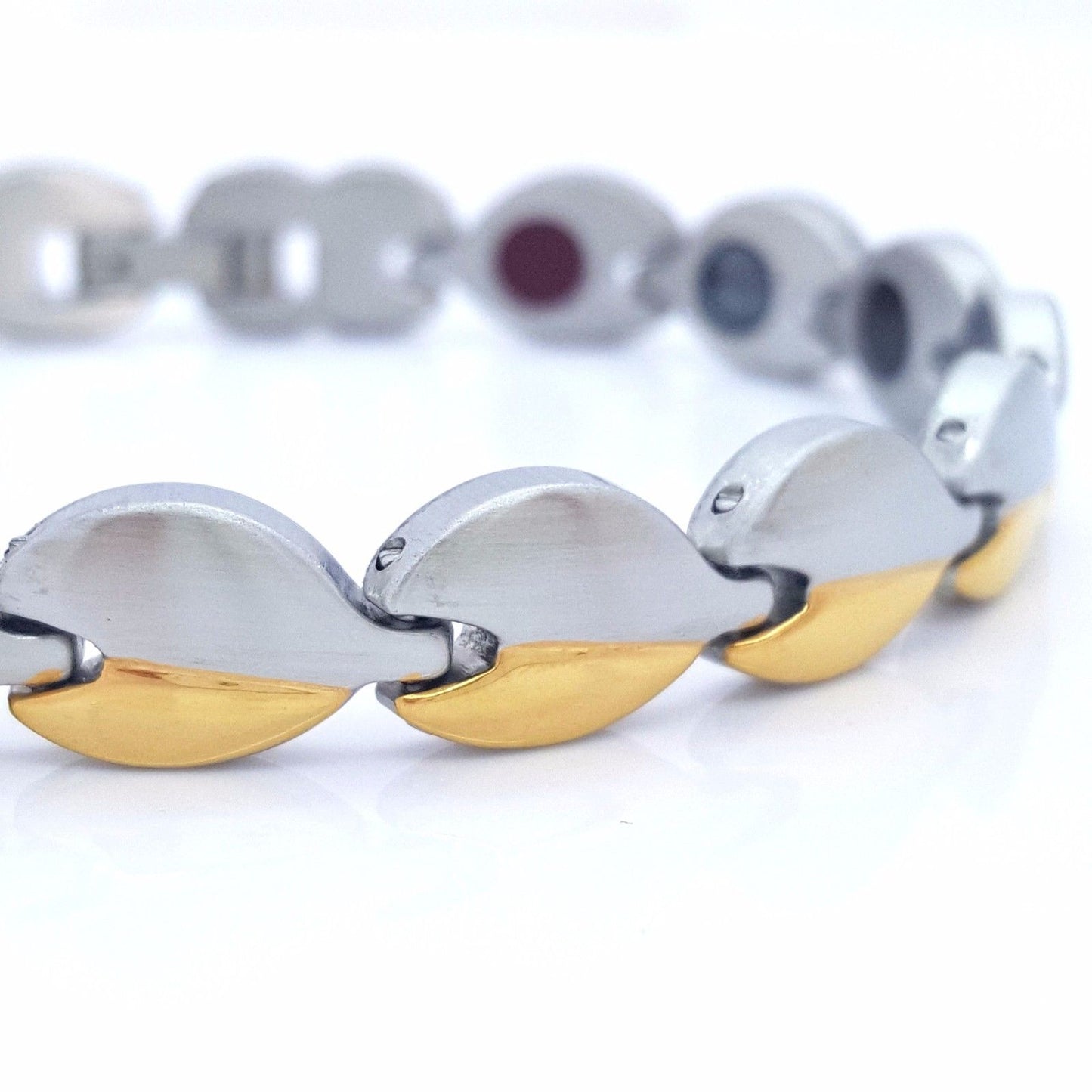 LADIE'S ELEGANT BIO MAGNETIC BRACELET STAINLESS STEEL 5 in 1 SILVER/GOLD W515 Unbranded