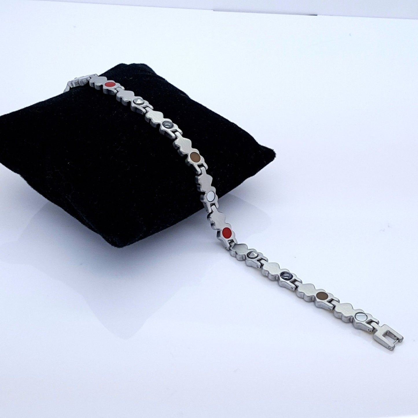 LADIE'S STAINLESS STEEL BIO MAGNETIC BRACELET 5 in 1 SILVER/GOLD HEARTS DESIGN steelstyle33