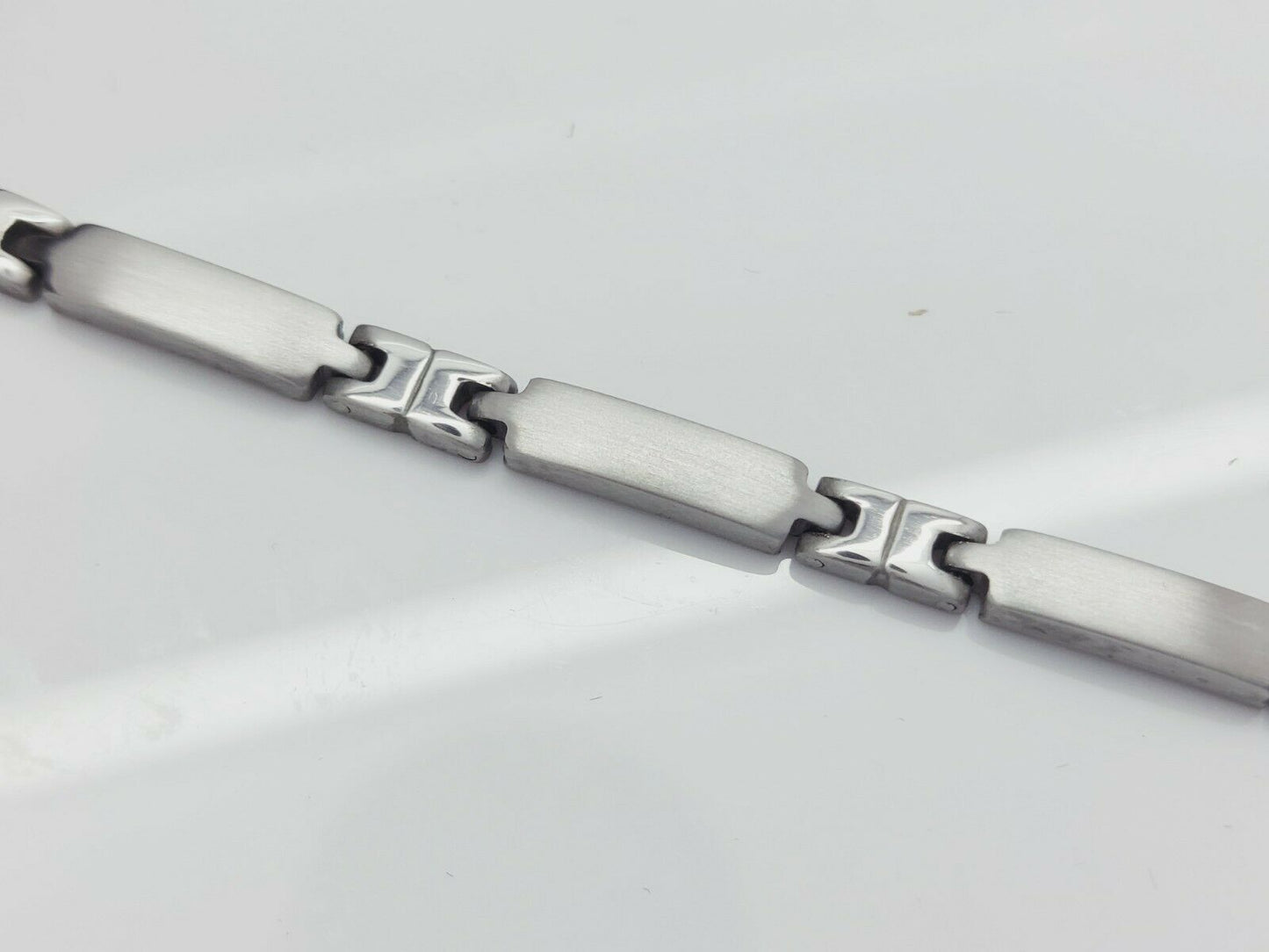 MEN'S CLASSIC STAINLESS STEEL SILVER BRACELET steelstyle33
