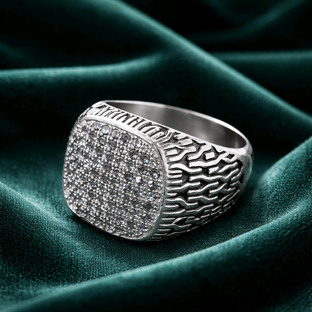 SPARKLY silver SYGNET stainless steel 316L RING with Cubic Zirconia gemstones