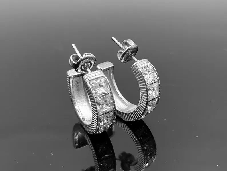 Elegant Silver Cubic Zirconia Hoop Earrings: Stainless Steel Jewelry for Women's Everyday Wear Steelstyle33