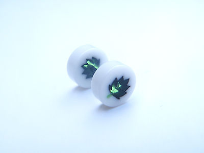 PAIR OF 7MM MEN'S UNISEX FAKE EAR PLUGS STAINLESS STEEL STUD BODY PIERCING none