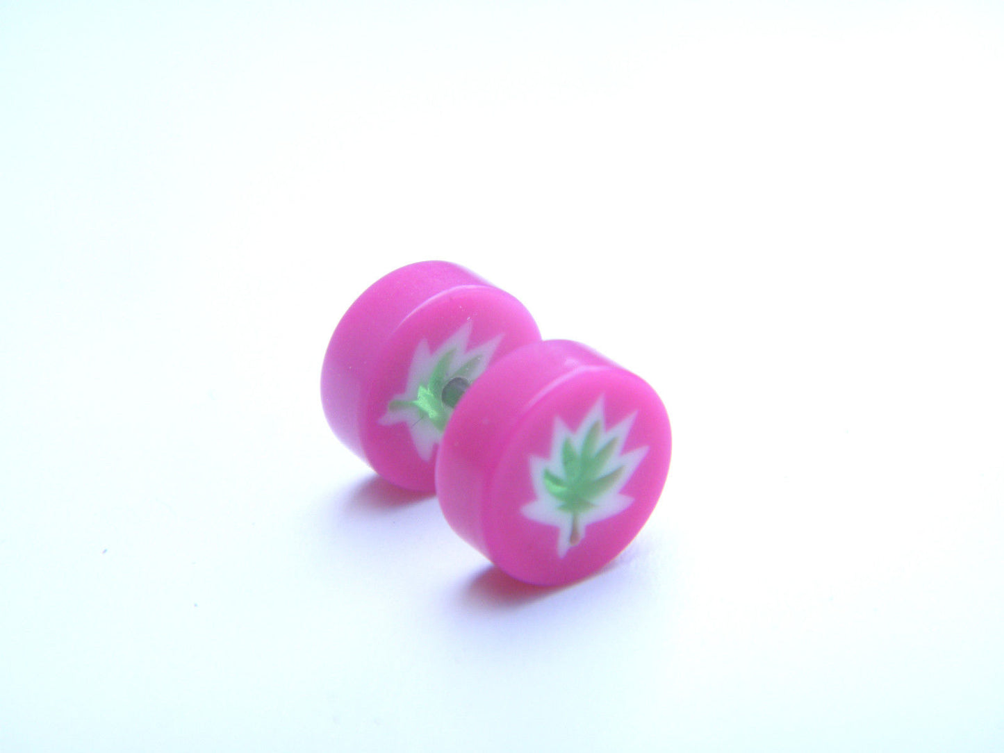 PAIR OF 7MM MEN'S UNISEX FAKE EAR PLUGS STAINLESS STEEL STUD BODY PIERCING none