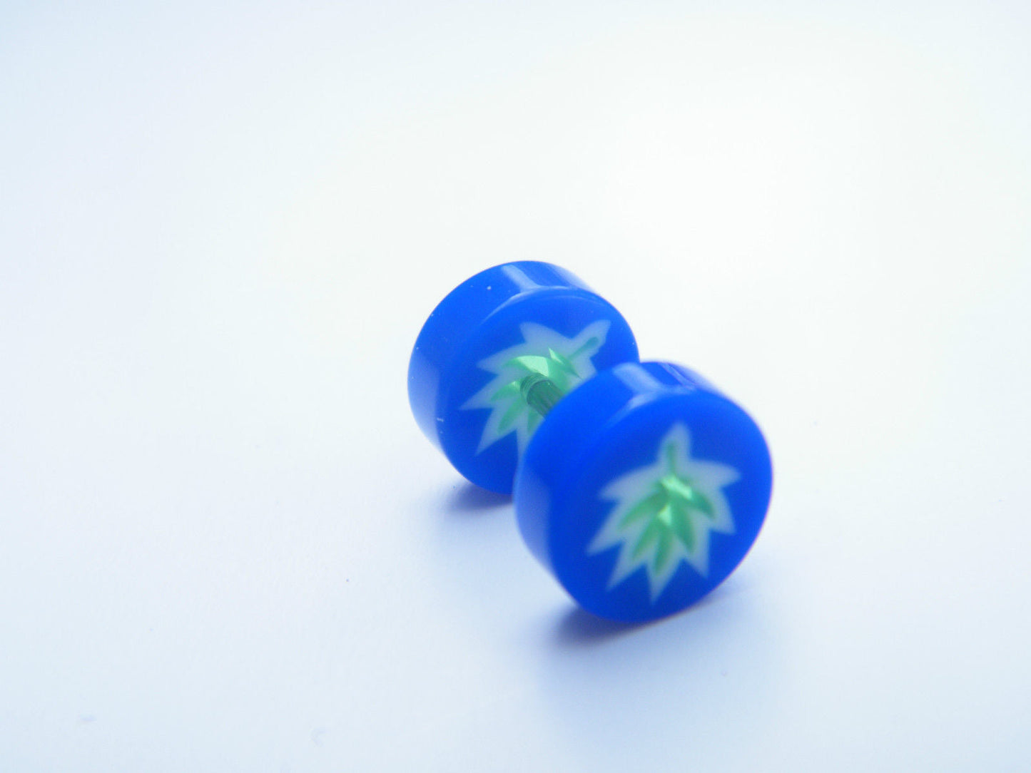 PAIR OF 7MM MEN'S UNISEX FAKE EAR PLUGS STAINLESS STEEL STUD BODY PIERCING none